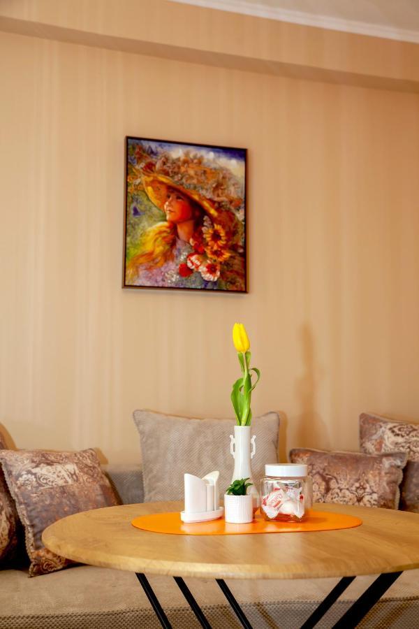 Stadium Apartments Veliko Tarnovo Buitenkant foto