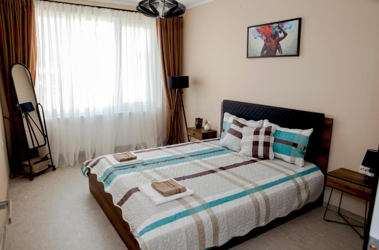 Stadium Apartments Veliko Tarnovo Buitenkant foto